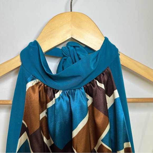 Marianne Y2K Geometric Halter Top. Size: 1X. Blue and Brown. - Picture 4 of 6